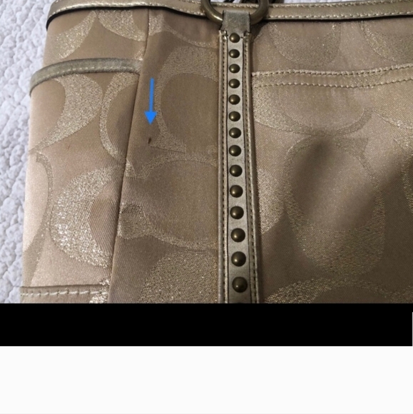 Coach Gold Signature Gallery Tote Bag With Studs - Picture 4 of 10